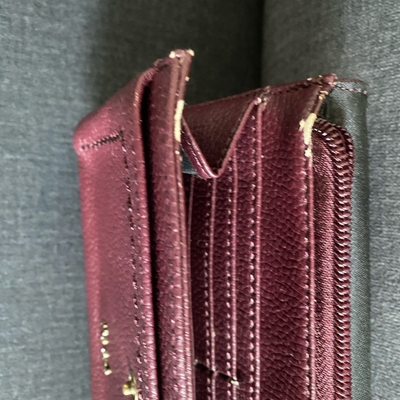 The Sak Pebbled Leather Wallet Wristlet Burgundy - Picture 5 of 10